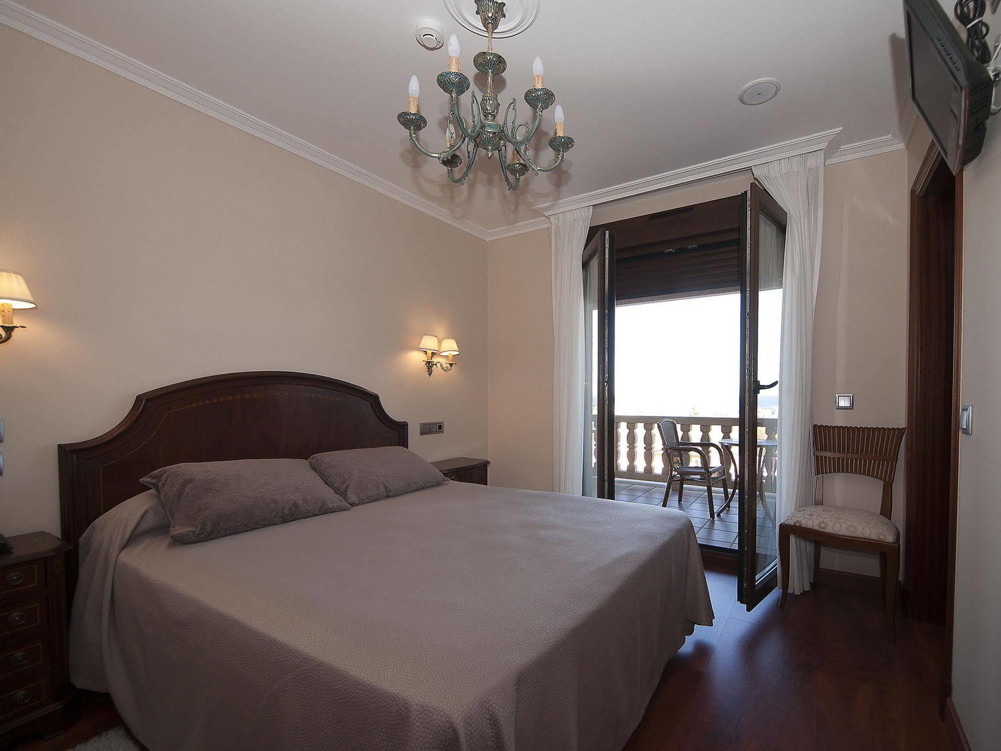 Pension Residencia A Cruzan (Adults Only) Noalla  Exterior foto